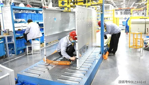 甘肅電氣集團(tuán)長(zhǎng)開(kāi)廠集團(tuán)公司大干40天 沖刺新目標(biāo) 全面打贏高質(zhì)量發(fā)展突圍戰(zhàn)